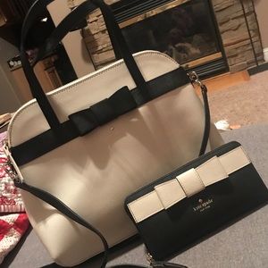 Kate Spade large handbag with matching wallet